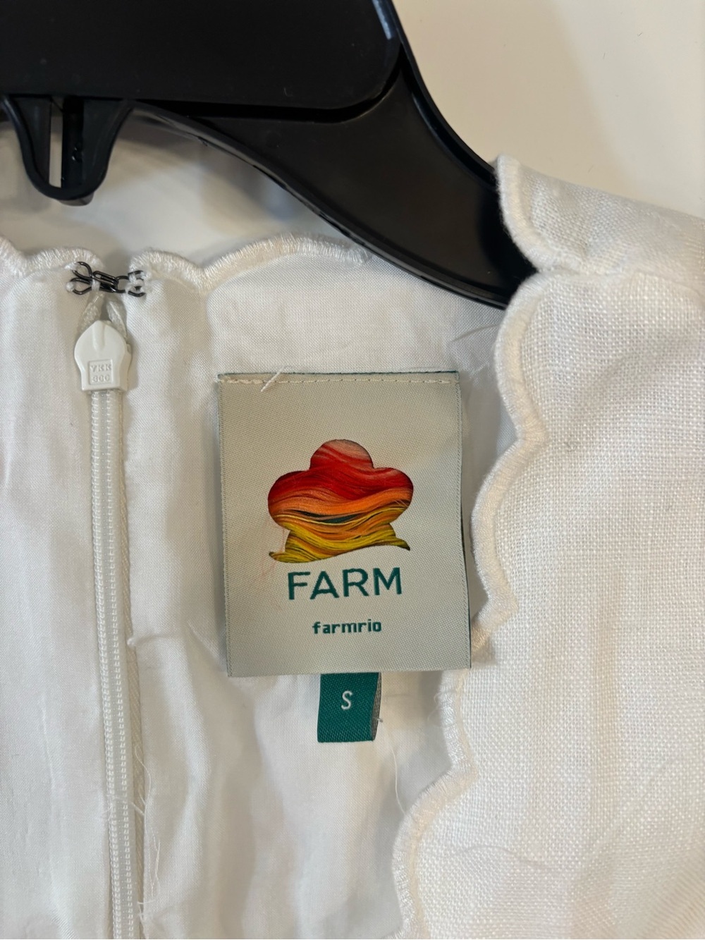 new Farm Rio Off-White Roses Scallop Artisanal Top - Picture 9 of 10